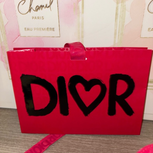 Miss Dior Cosmetic Bag with gift bag and pink sparkle Compact - Picture 4 of 4